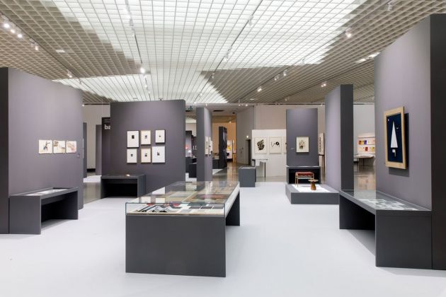 nederland ⇄ bauhaus. Installation view at Museum Boijmans, Rotterdam 2019. Courtesy Museum Boijmans, Rotterdam. Photo Aad Hoogendoorn