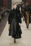 29 FENDI WOMEN FW 19 20 Fendi celebra a Milano la collaborazione con Karl Lagerfeld. Le immagini