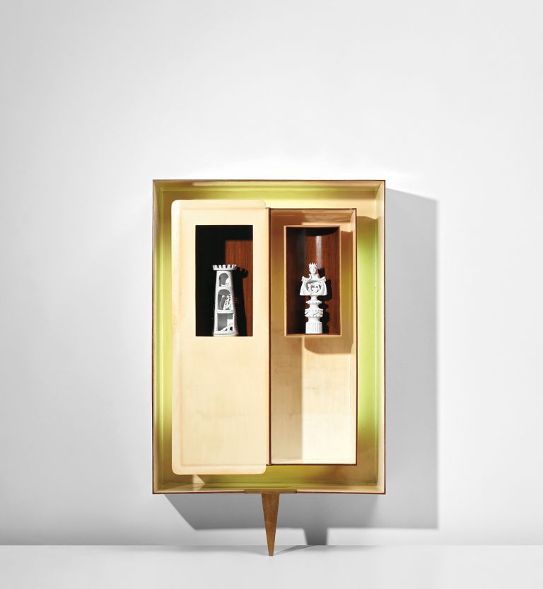 GIO PONTI Illuminated 'Positivo-negativo' wall-mounted cabinet with tower and king statuettes circa 1951