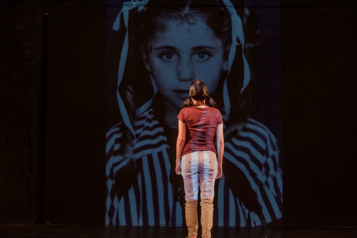 I Dareen T,teatro 