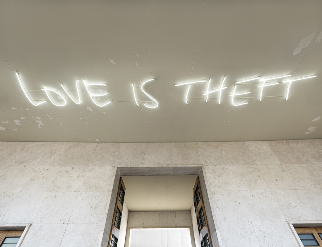 Firenze, Manifattura Tabacchi – Opera collettiva, Love Is Theft, 2019 - ph.OKNOstudio