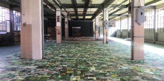 Andrea Mastrovito, Babel, 2019, installazione ambientale, materiali vari. Assab One, Milano