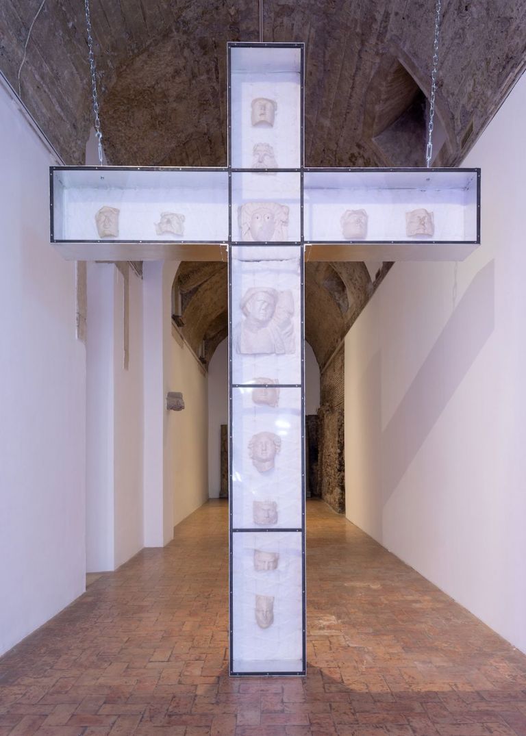 Anne & Patrick Poirier, Dépôt de mémoire et d’oubli, 1989. Courtesy gli artisti & Galleria Fumagalli, Milano. Photo Daniele Molajoli