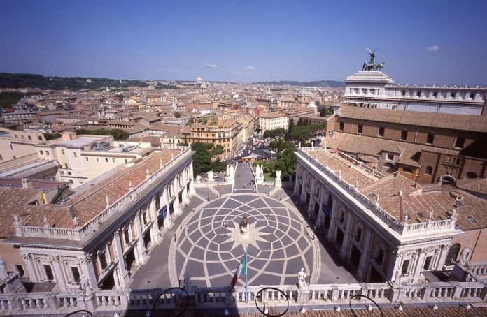 Piazza del Campidoglio dall'alto della Torre Campanaria - Copyright Sovrintendenza Capitolina ai Beni Culturali
