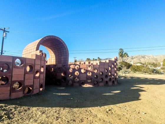 Desert X. Julian Hoeb, Going Nowhere Pavilion #01. Photo Maurita Cardone