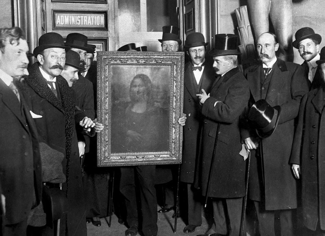 La Monna Lisa a Parigi il 4 Gennaio 1914, quando fu restituita al Louvre