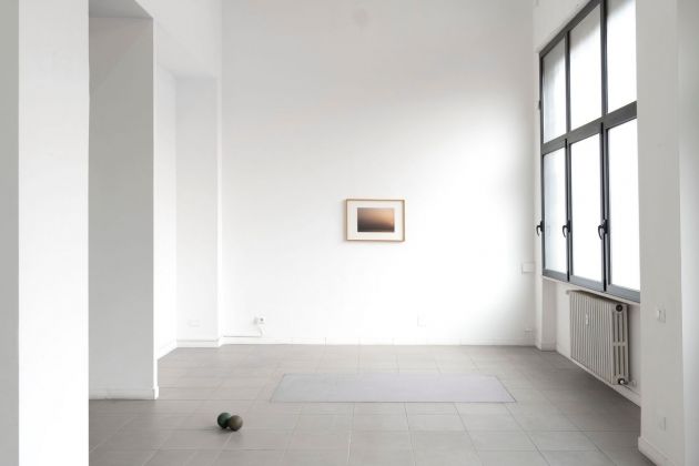 Marco Strappato. Au delà. Installation view at The Gallery Apart, Roma 2019. Photo Giorgio Benni