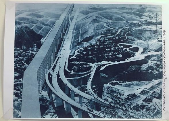 Superstudio, Monumento Continuo (Autostrada californiana), 1969. Courtesy Pinksummer