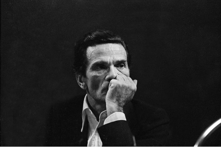 Letizia Battaglia, Pier Paolo Pasolini al Circolo Turati, durante il dibattito " Libertà d'espressione tra repressione e pornografia", dedicato alle censura e alla vicende processuali del film “I Racconti di Canterbury" 1972, Milano © Letizia Battaglia