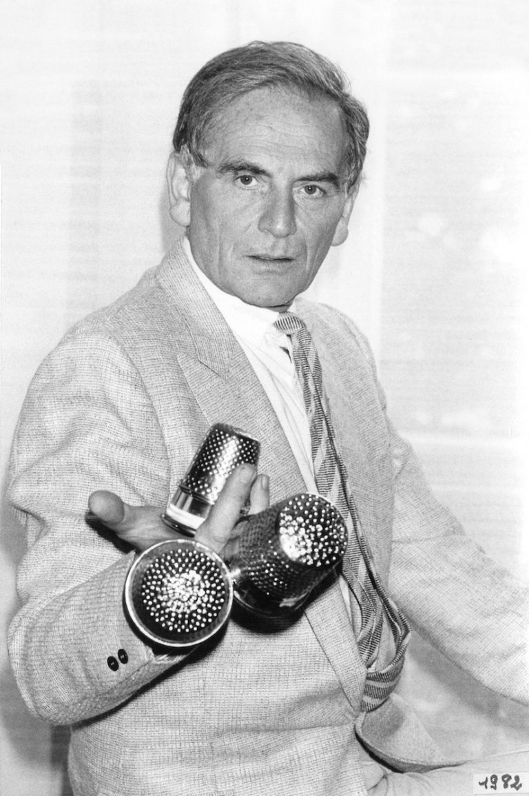 Cardin with his three Golden Thimble awards, 1982. Photo courtesy of Archives Pierre Cardin. © Archives Pierre Cardin