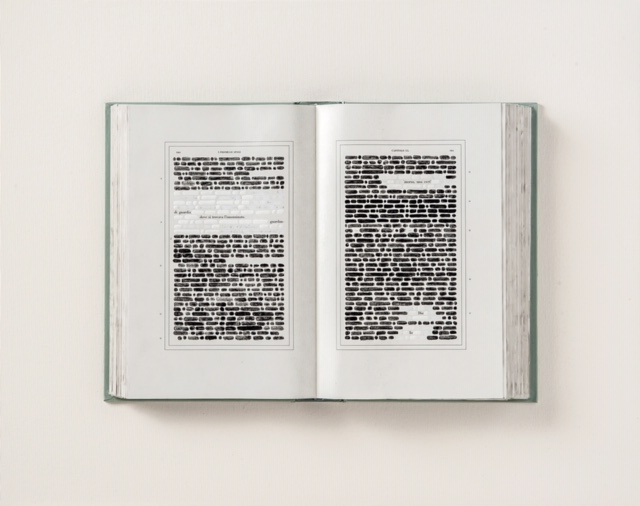 Emilio Isgrò, Io l'innominato, 2016 50x36cm, tecnica mista su libro in box di legno, tela e plexiglass