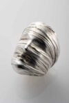 Igor Mitoraj, Mito, anello, cm 3 x 3. Argento. Collezione privata