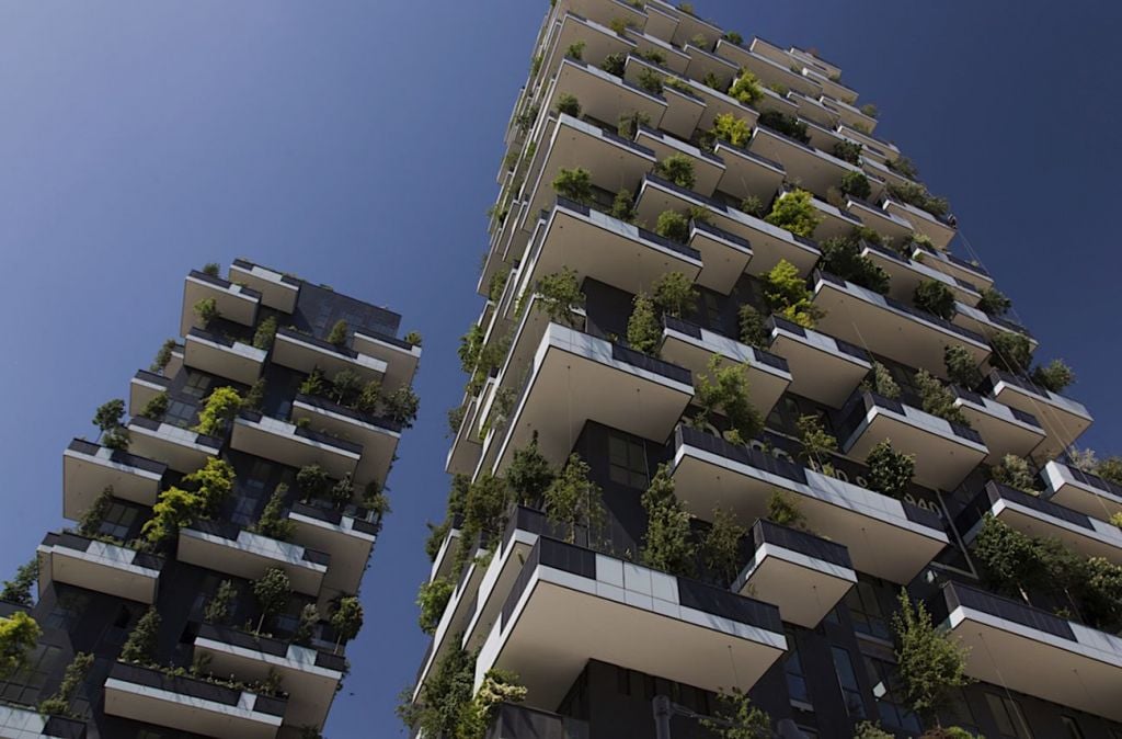 Giardini verticali. Da Milano a Singapore