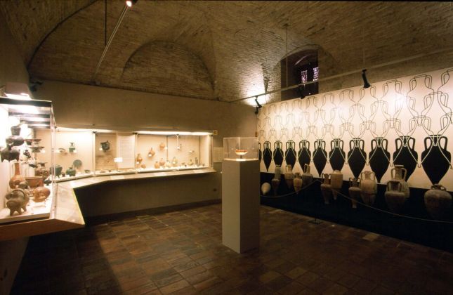 Sala reperti archeologici. Museo del Vino di Torgiano