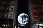 Sebastian Errazuriz, blu Marble - foto courtesy Associated Press
