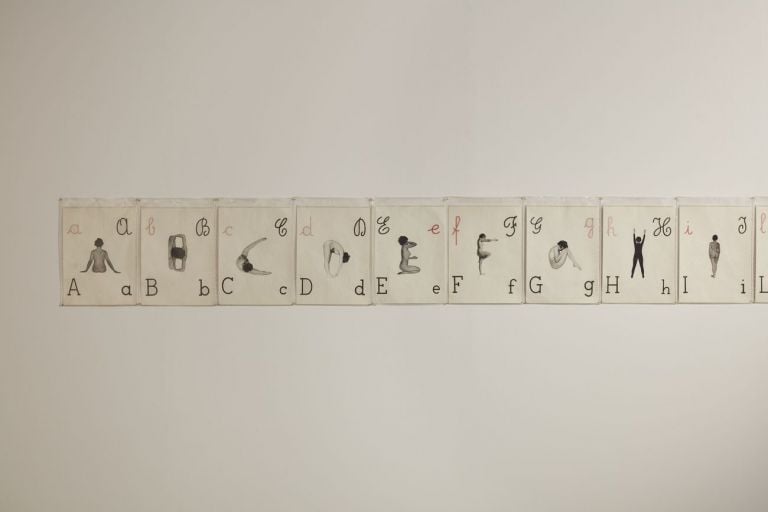 Tomaso Binga, Alfabetiere murale, 1976. Courtesy Fondazione Filiberto e Bianca Menna. In comodato a Madre - Museo d’arte contemporanea Donnaregina, Napoli. Photo © Alto Piano Studio