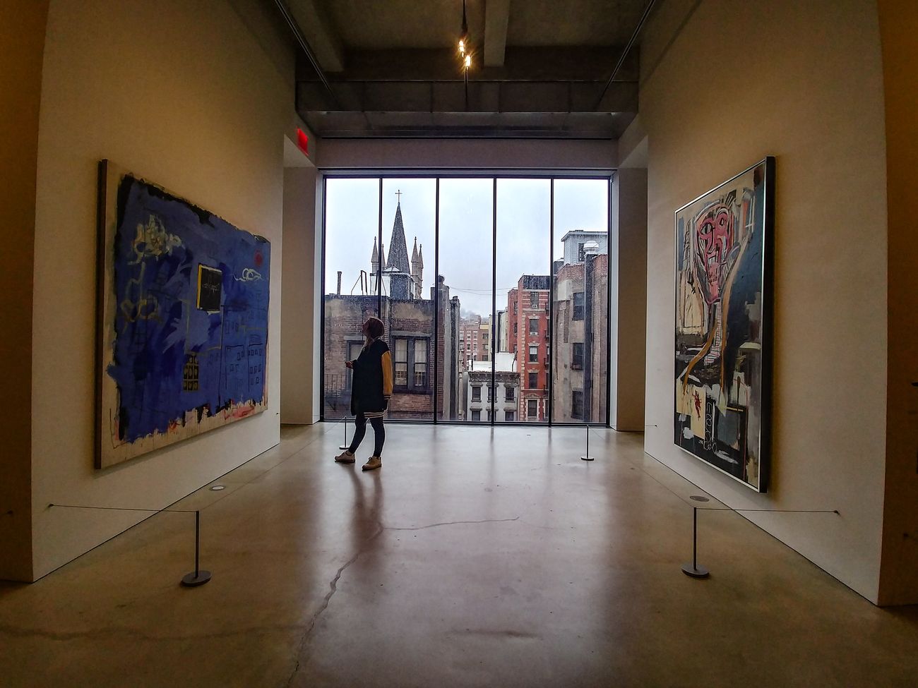 Veduta dell’allestimento della mostra di Jean Michel Basquiat al terzo piano di The Brant Foundation, New York 2019. Photo Maurita Cardone