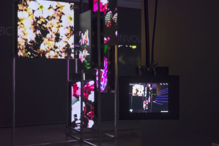 Hito Steyerl Power Plants Installation view, 11 April – 6 May 2019, Serpentine Galleries AR application design by Ayham Ghraowi, Developed by Ivaylo Getov, Luxloop Courtesy of the Artist, Andrew Kreps Gallery (New York) and Esther Schipper Gallery (Berlin) Photograph: © 2019 readsreads.info