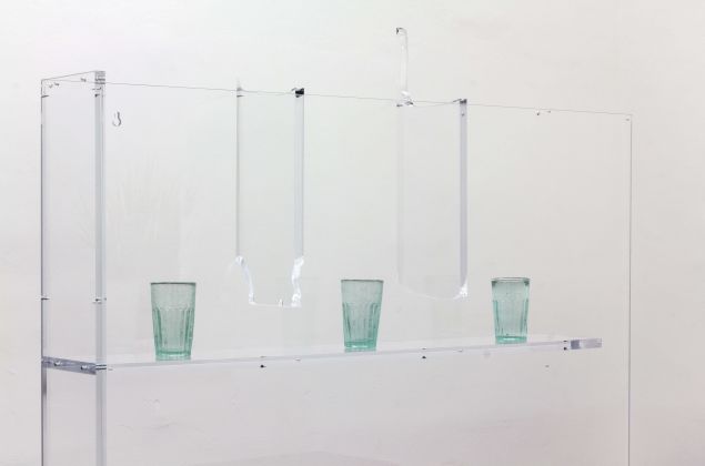 Lazar Lyutakov, Way of the sand, (detail), 2019, variable dimensions, handmade faceted glass tumblers, acrylic glass, metal bolts