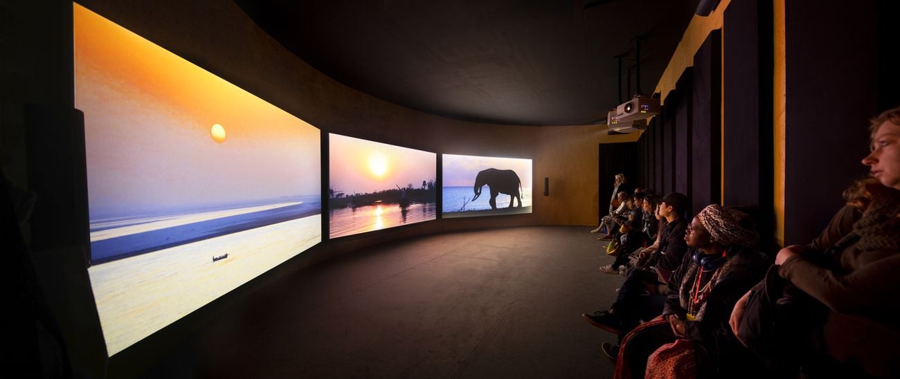 58. Biennale di Venezia. Padiglione Ghana. John Akomfrah, The Elephant in the Room – Four Nocturnes, 2019. Courtesy the artist and White Cube. Photo David Levene. Photo David Levene