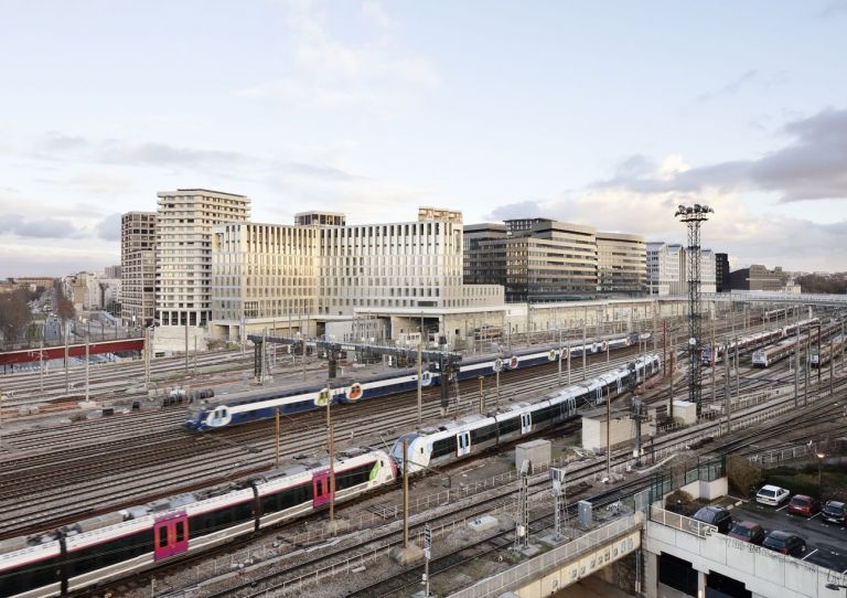 Baumschlager Eberle Architekten and SCAPE Green Office® ENJOY. Photo Luc Boegly, 2019
