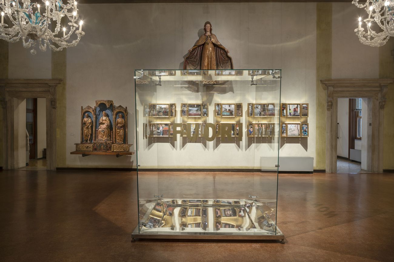 Chiara Dynys. Sabra Beauty Everywhere. Installation view at Museo Correr, Venezia 2019. Collezione Volker W. Feierabend, Milano. Photo credits Paolo Vandrasch