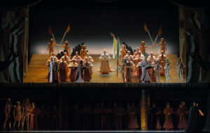 Al Teatro La Fenice di Venezia debutta l’Aida del 1978. Con le scene di Mario Ceroli