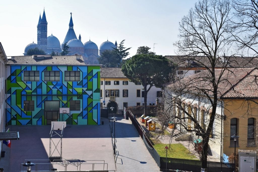 Non solo lezioni. La storia del liceo Duca d’Aosta di Padova trasformato in galleria d’arte