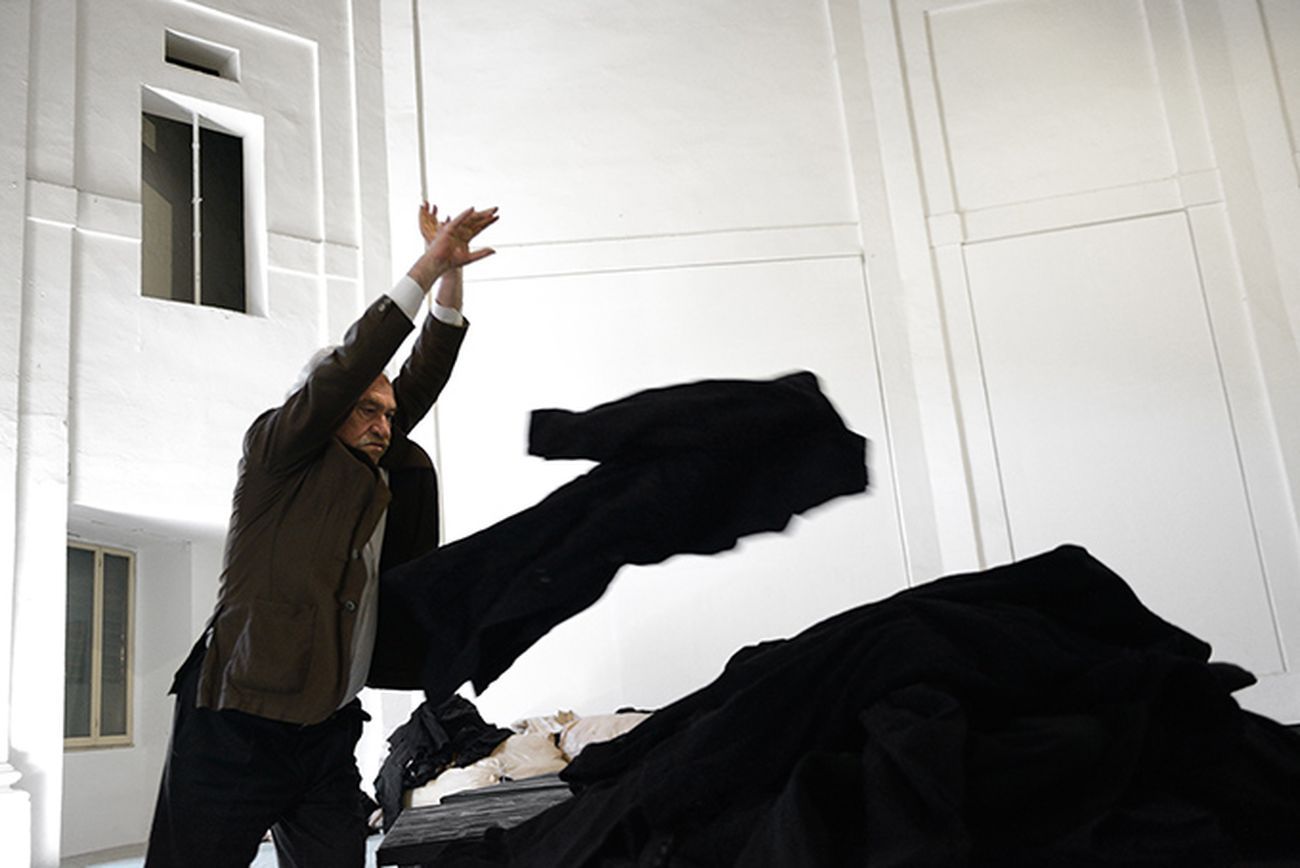 Jannis Kounellis. Centro Arti Visive Pescheria, Pesaro 2016. Photo Michele Alberto Sereni