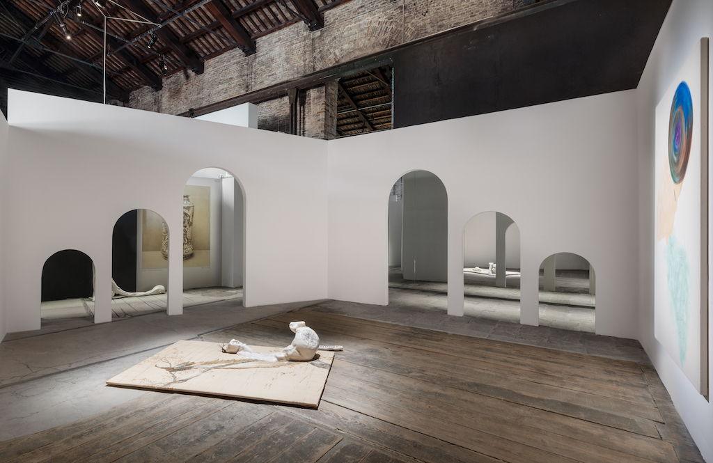 Biennale di Venezia. Padiglione Italia, il labirinto e la paura del presente