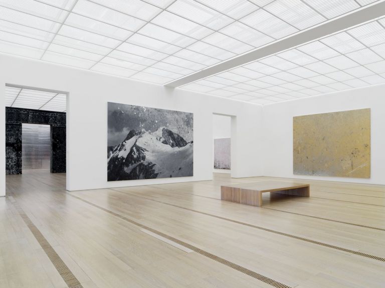 Rudolf Stingel. Installation view at Fondation Beyeler, Riehen Basilea 2019. Photo Stefan Altenburger