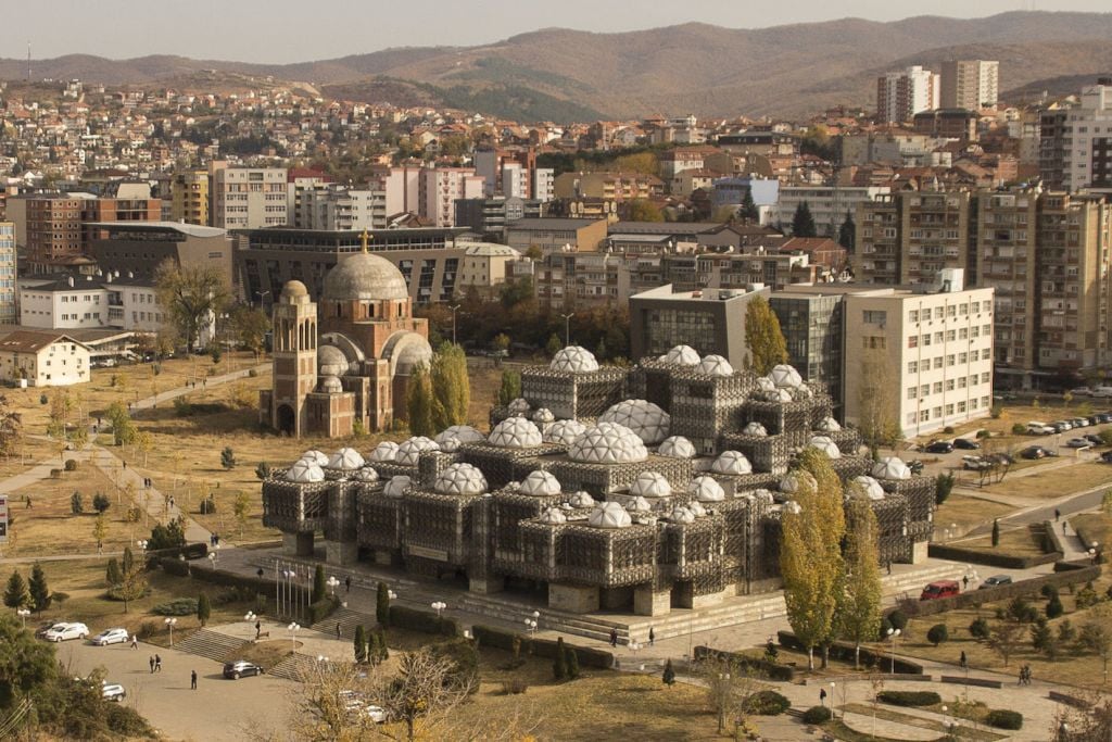 Pristina, capitale del Kosovo, sarà la città della edizione 2022 di Manifesta