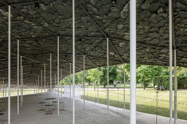 Serpentine Pavilion 2019 by Junya Ishigami, Serpentine Gallery, Londra © Norbert Tukaj