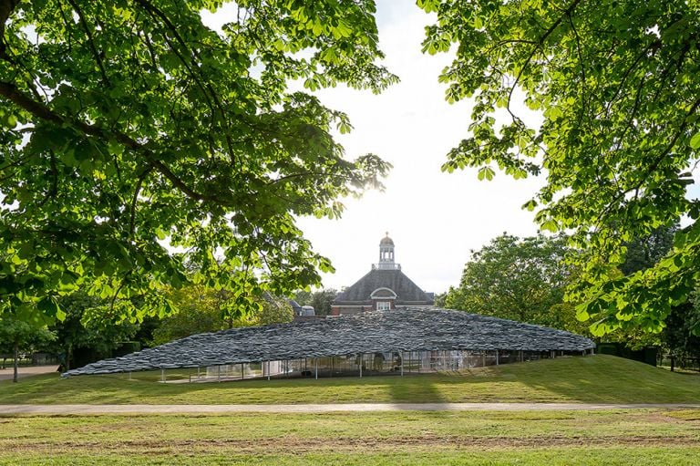 Serpentine Pavilion 2019 by Junya Ishigami, Serpentine Gallery, Londra © Norbert Tukaj