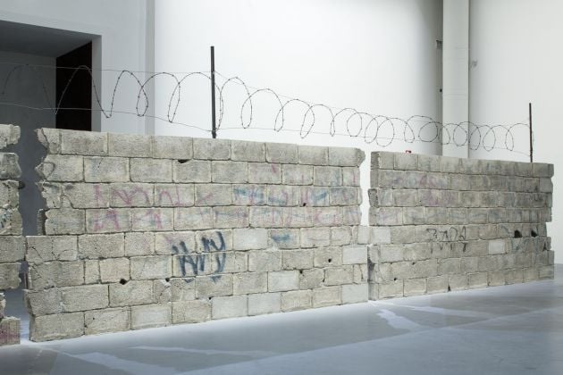 58. Biennale d’Arte di Venezia. Teresa Margolles, Muro Ciudad Juarez, 2010. Photo Francesco Galli. Courtesy La Biennale di Venezia