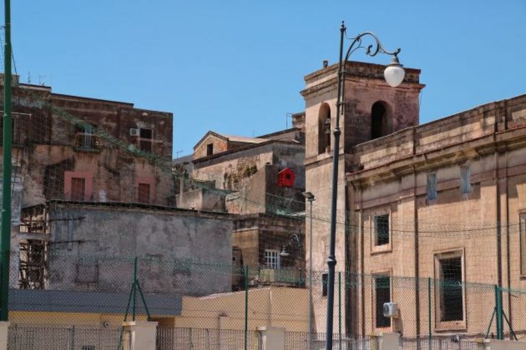 Alessandro Bulgini, Casetta rossa in Città Vecchia, Taranto Opera Viva, maggio 2019