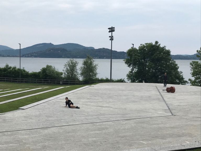 Cross Festival 2019, Verbania, performance di Sara Marasso con Stefano Risso, photo Claudia Giraud