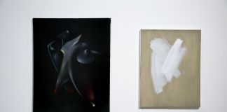 Da sx, Giuliano Vanni, Senza titolo, 1983 _ Eugenia Vanni, Ritratto di imprimitura bianca su tela di lino, 2017. Courtesy l’artista & Galleria Fuoricampo. Photo Andrea Lensini