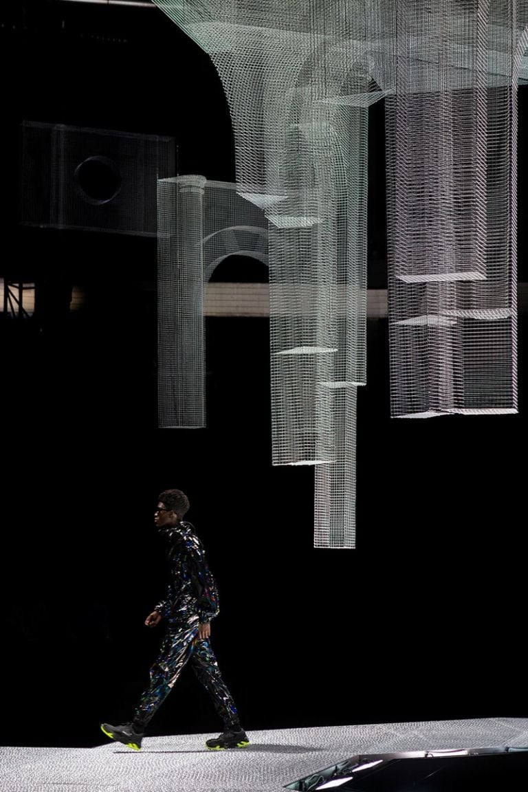 Edoardo Tresoldi, Art installation for Marcelo Burlon County of Milan Fashion Show, Ph. © Roberto Conte