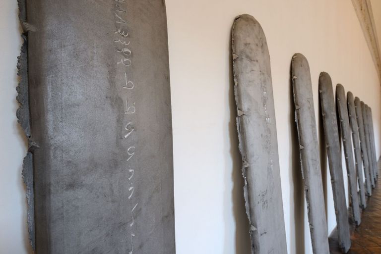 Eliseo Mattiacci, Tavole degli alfabeti primari, 1972. Installation view at Galleria delle Marche, Palazzo Ducale, Urbino 2019. Photo Michele Sereni