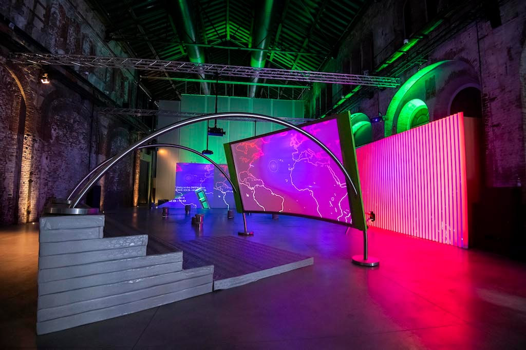 La Biennale dell’Immagine in Movimento alle OGR. Da Ginevra a Torino, oltre lo schermo