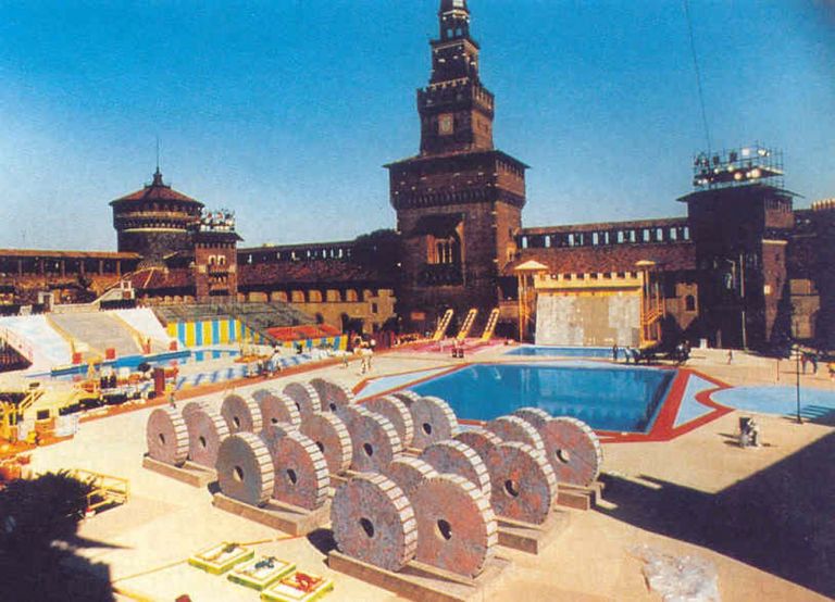 Giochi senza frontiere, Castello Sforzesco, Milano, 1995. Photo credits Giochi senza frontiere