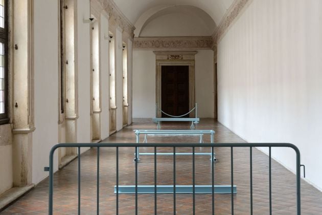 Giovanni Termini, Ostacoli, 2019. Installation view at Galleria delle Marche, Palazzo Ducale, Urbino 2019. Photo Michele Sereni