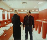 Grady (Philip Stone) e Jack Torrance (Jack Nicholson) in The Shining (1980) di Stanley Kubrick © Warner Bros. Entertainment Inc.