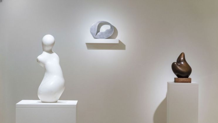 La natura di Arp. Exhibition view at Collezione Peggy Guggenheim, Venezia 2019. Photo Matteo De Fina