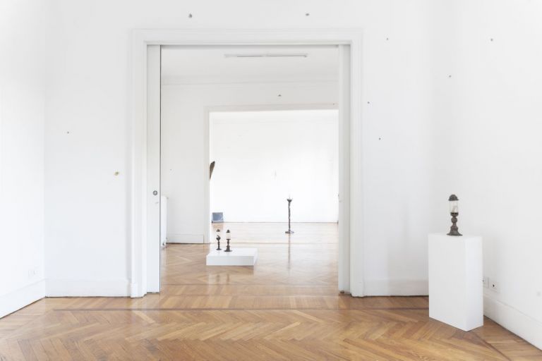 Matilde Sambo. Falsità in buona coscienza. Installation view at aA29 Project Room, Milano 2019. Photo credits Viviana Ginolfi