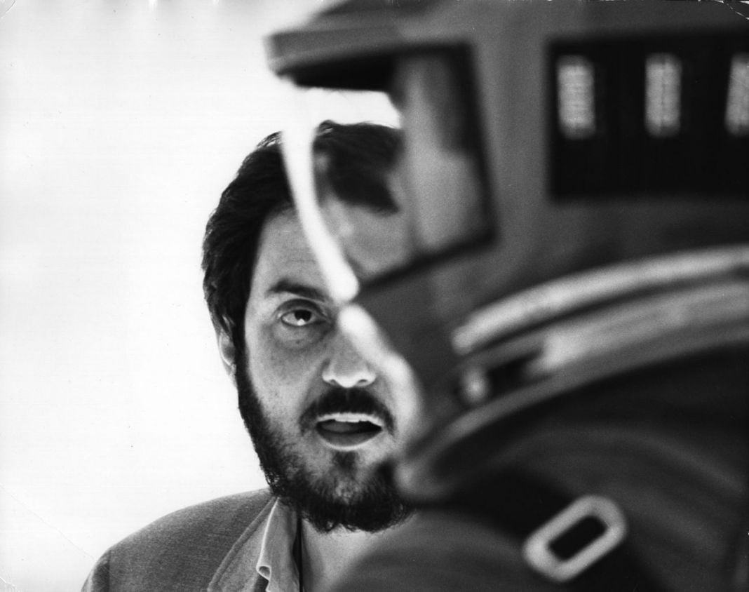 Stanley Kubrick sul set di 2001. Odissea nello spazio (1965 68) © Warner Bros. Entertainment Inc.