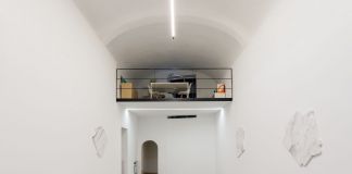 Vasilis Papageorgiou. It's 2 a.m. I am spilling it. Installation view at UNA, Piacenza 2019. Photo credits Marco Fava. Courtesy UNA & the artist
