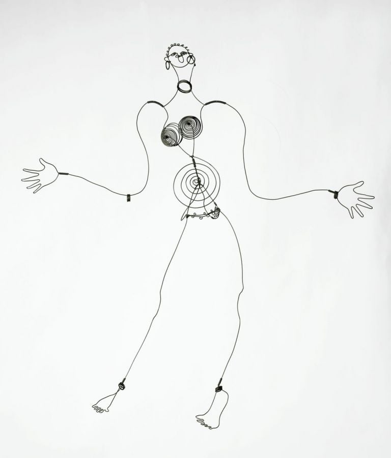 Alexander Calder, Joséphine Baker IV, c. 1928, steel wire, 39 3/4" x 33" x 8 1/4", Centre Pompidou, Musée national d’art moderne, Paris. Gift of the artist, 1966 © 2019 Calder Foundation, New York / ADAGP, Paris