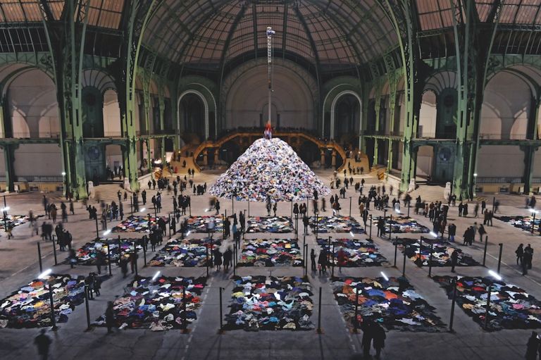 MUSJA Christian Boltanski, Personnes Monumenta Gran Palais, Paris 2010 Courtesy: ADAJP Paris 2018, Photo by Dider Plowy